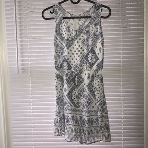 Open side romper